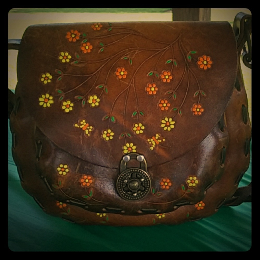 70s vintage tooled leather purse